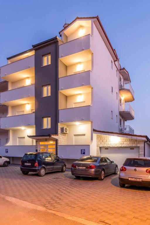 Holiday Apartments Stobrec 2 Split Buitenkant foto