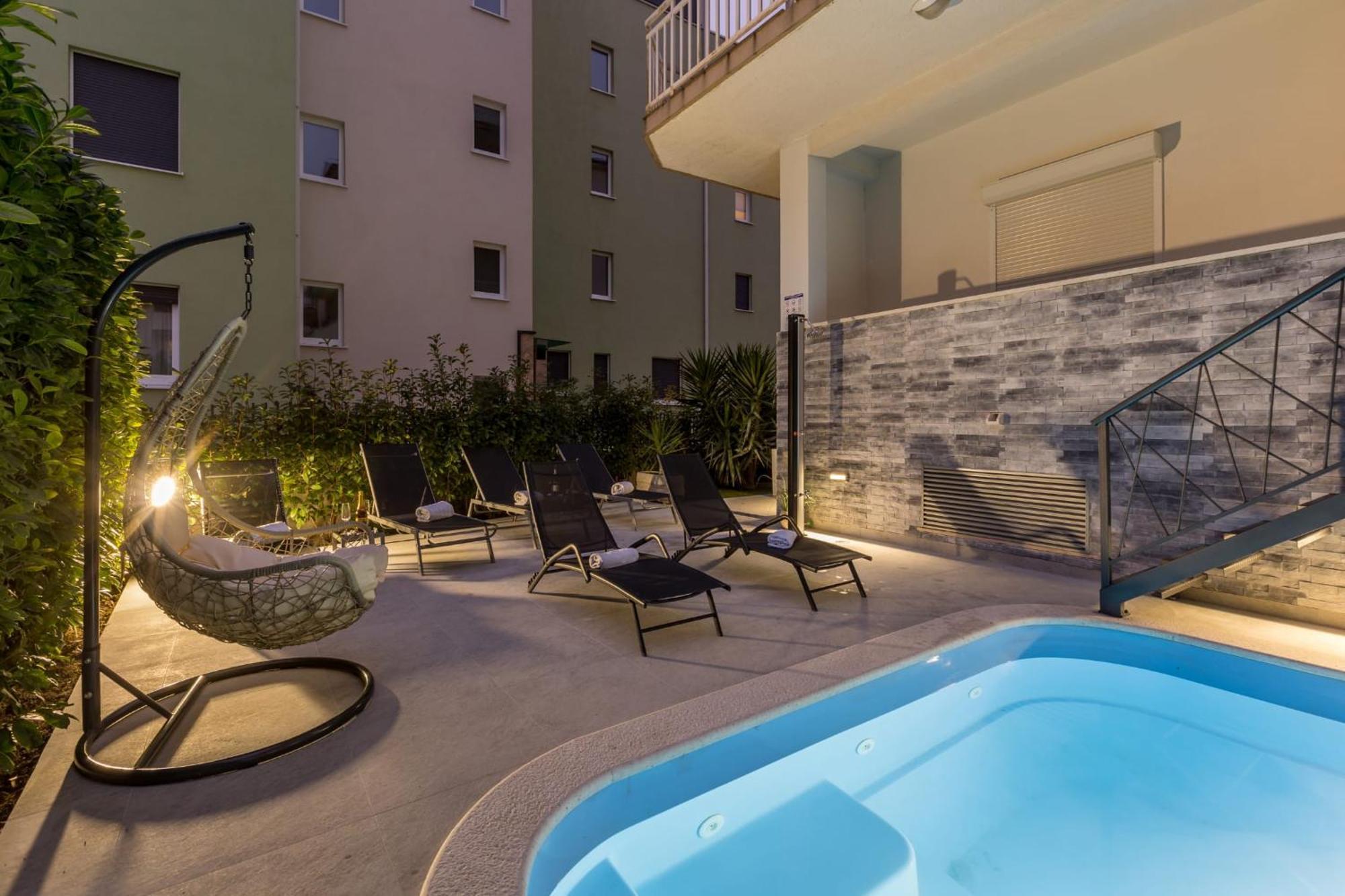 Holiday Apartments Stobrec 2 Split Buitenkant foto